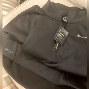 New With Tags…Nike Therma Top 1/4” Pullover. Black XXL